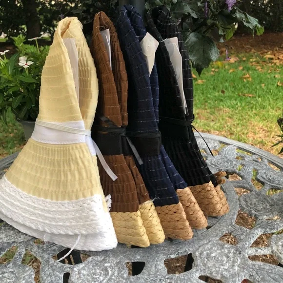 NWT Time and Tru Beach Floppy Hat in Black - Picture 4 of 4